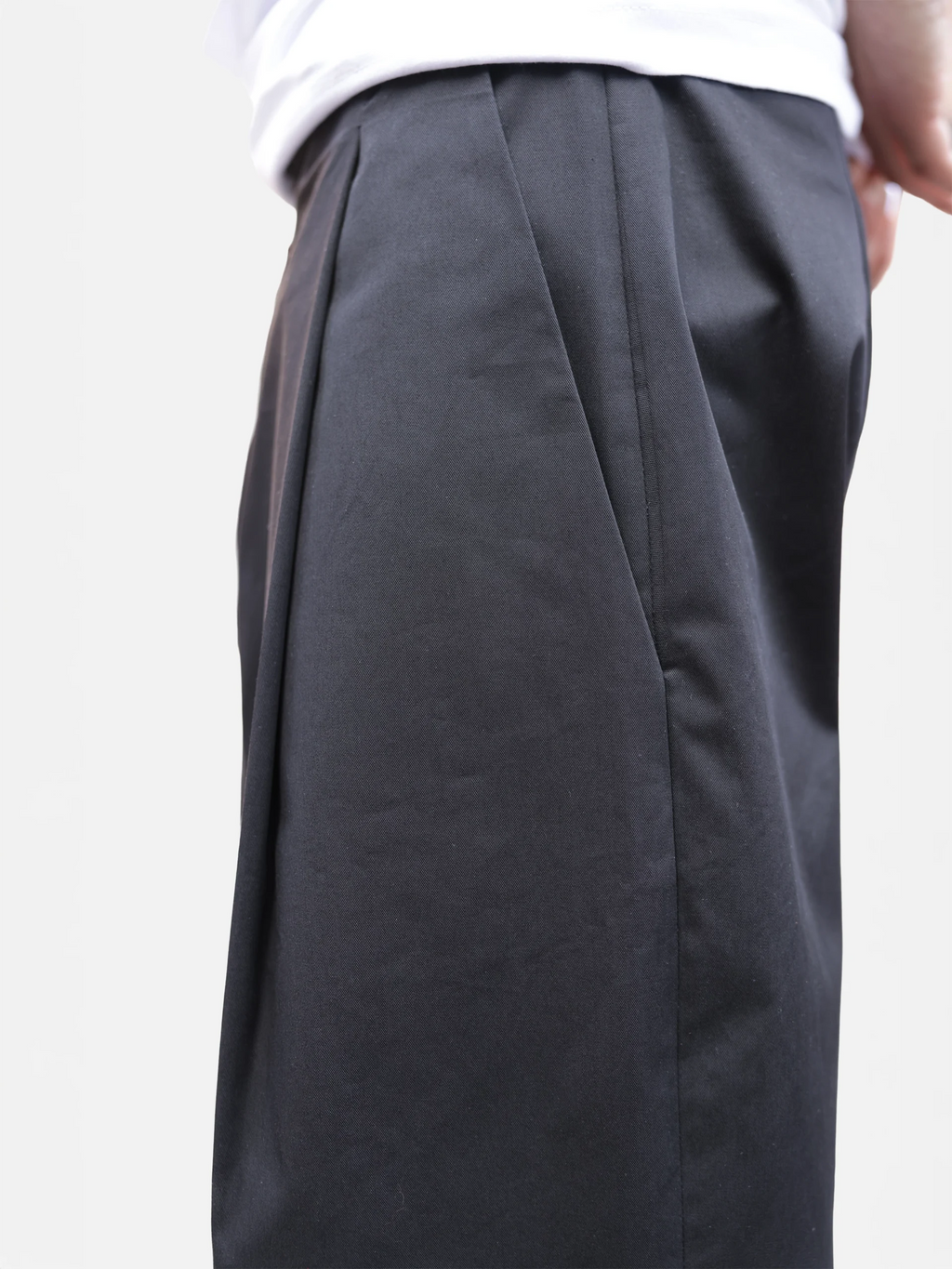 Shaka Bermuda Shorts - Black